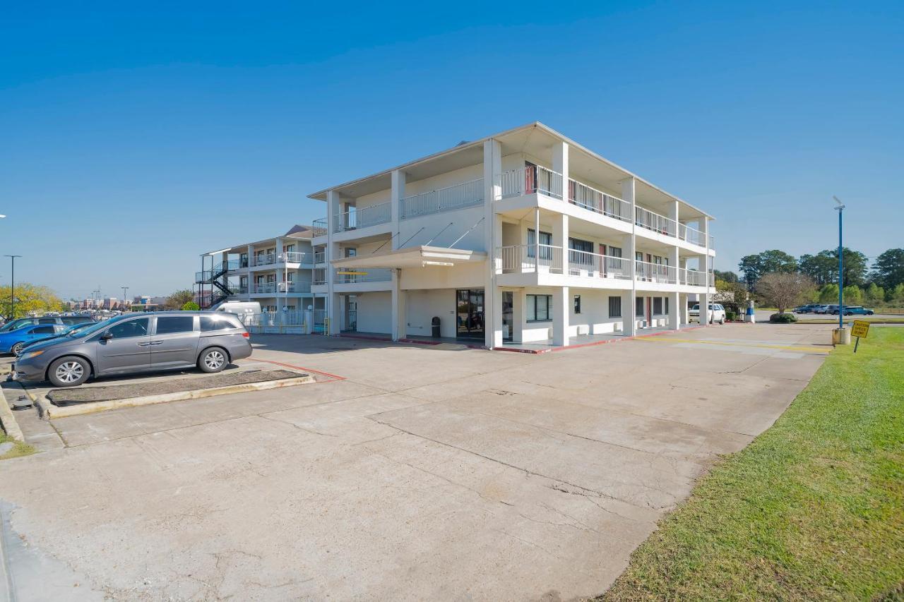 Americas Best Value Inn & Suites همبل المظهر الخارجي الصورة
