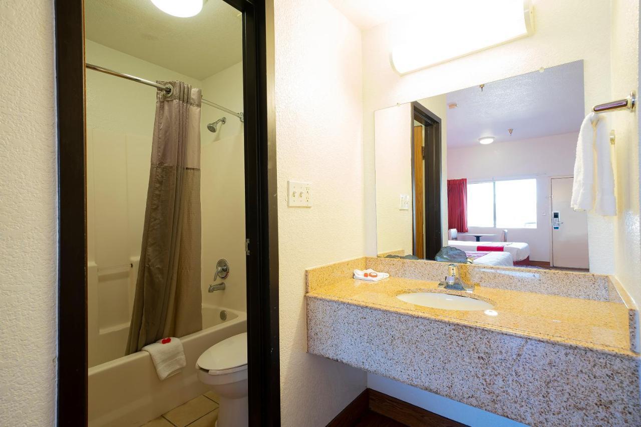 Americas Best Value Inn & Suites همبل المظهر الخارجي الصورة