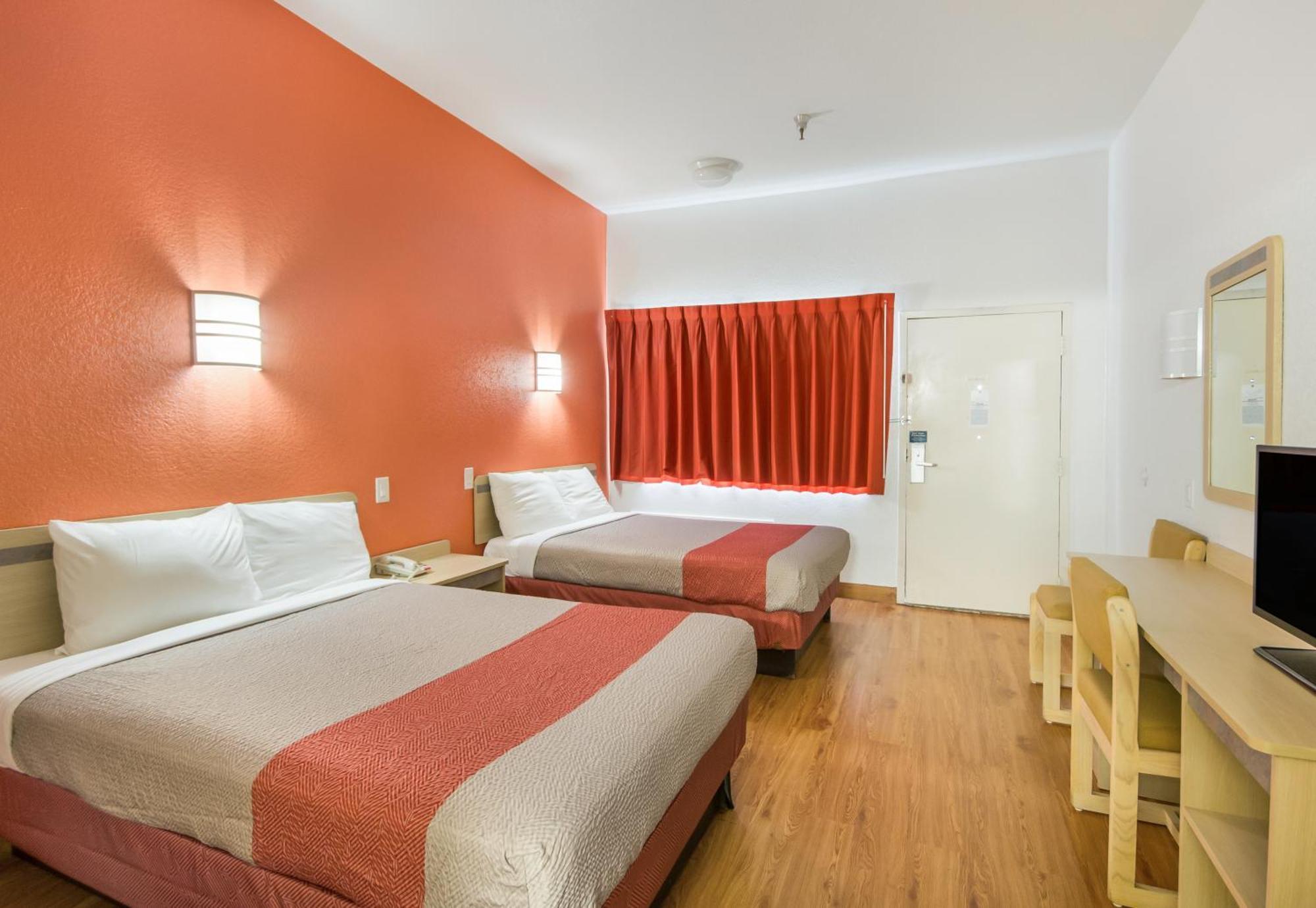 Americas Best Value Inn & Suites همبل المظهر الخارجي الصورة